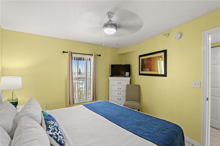 Image No.21-1 Bed Property for sale