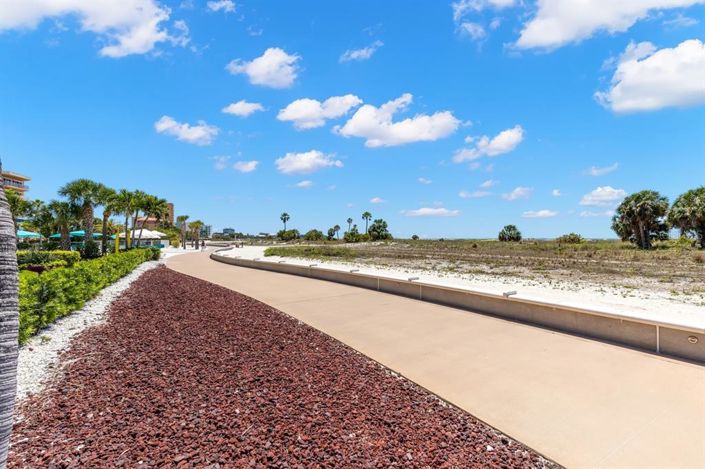 Image No.28-1 Bed Property for sale