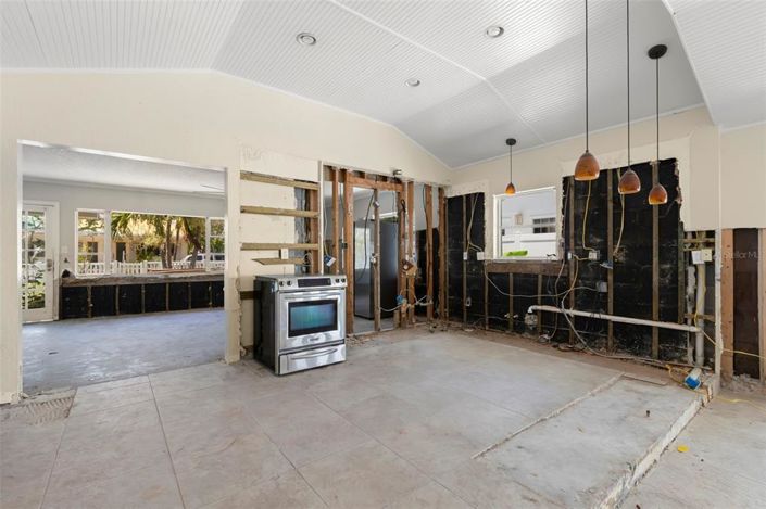 Image No.11-3 Bed Property for sale