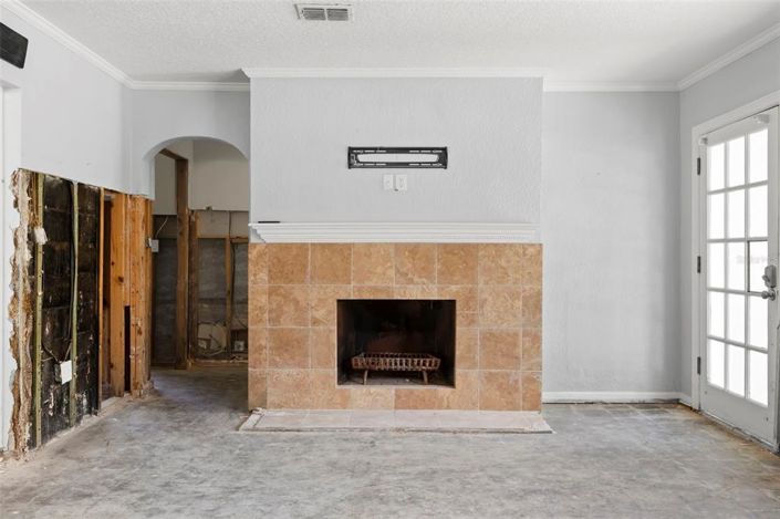 Image No.8-3 Bed Property for sale