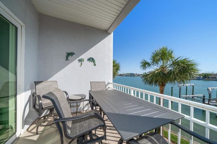 Image No.16-3 Bed Townhouse for sale