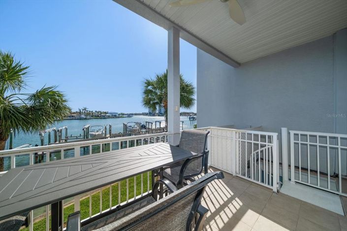 Image No.17-3 Bed Townhouse for sale