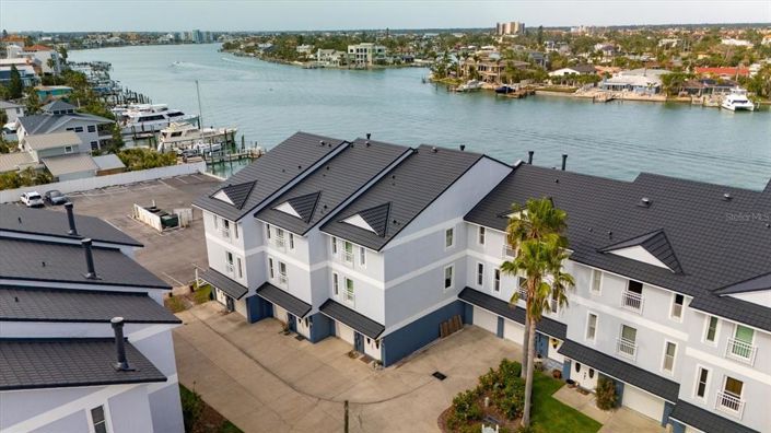 Image No.2-3 Bed Townhouse for sale