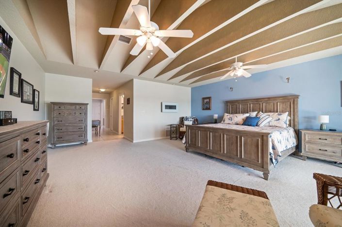 Image No.22-3 Bed Townhouse for sale