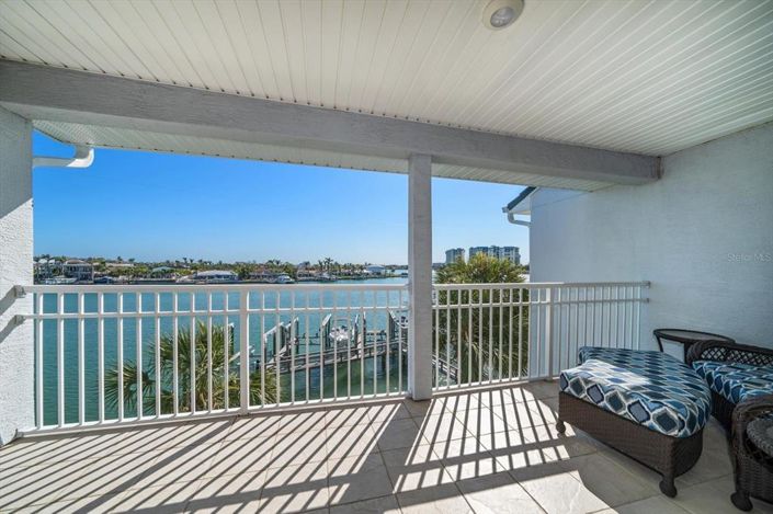 Image No.25-3 Bed Townhouse for sale