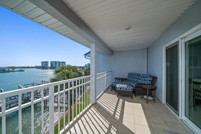 Image No.26-3 Bed Townhouse for sale