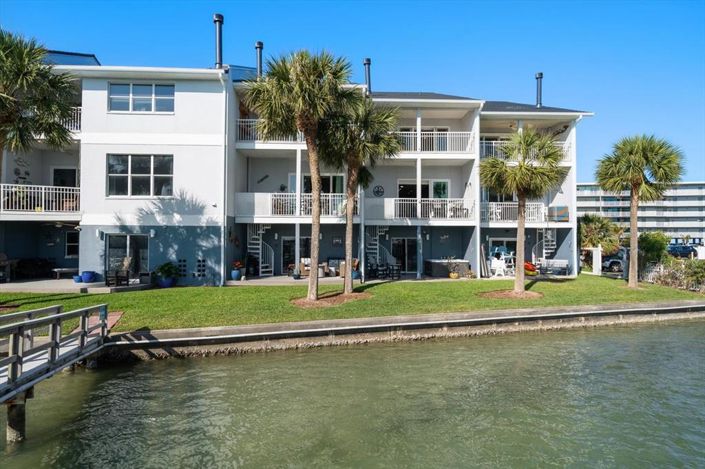 Image No.33-3 Bed Townhouse for sale