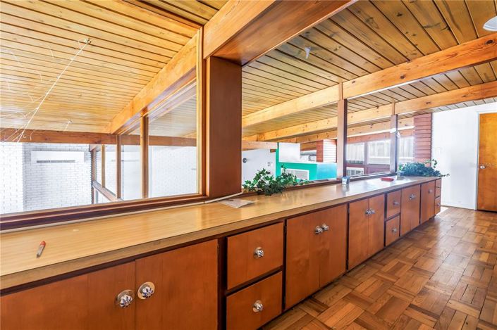 Image No.37-4 Bed Property for sale