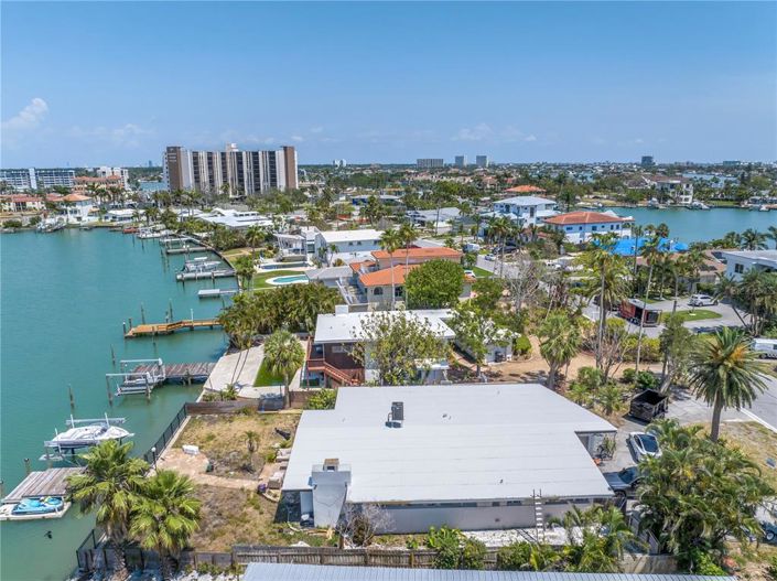 Image No.60-4 Bed Property for sale