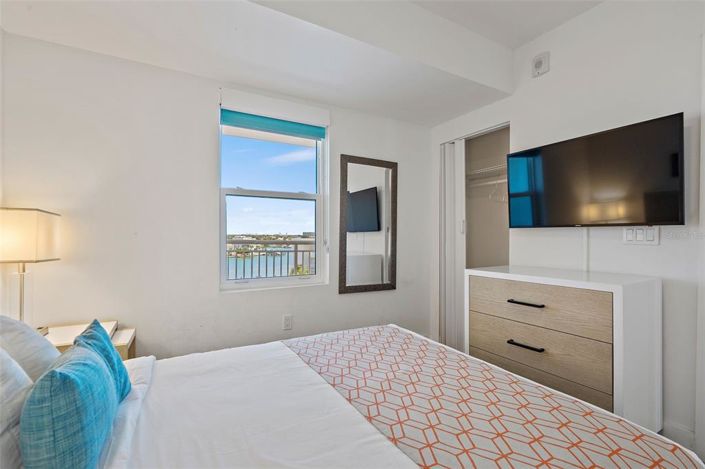 Image No.25-2 Bed Property for sale