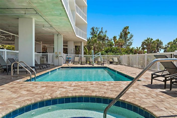 Image No.45-2 Bed Property for sale