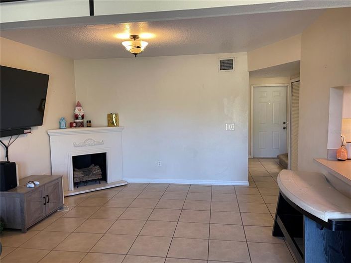 Image No.3-3 Bed Townhouse for sale