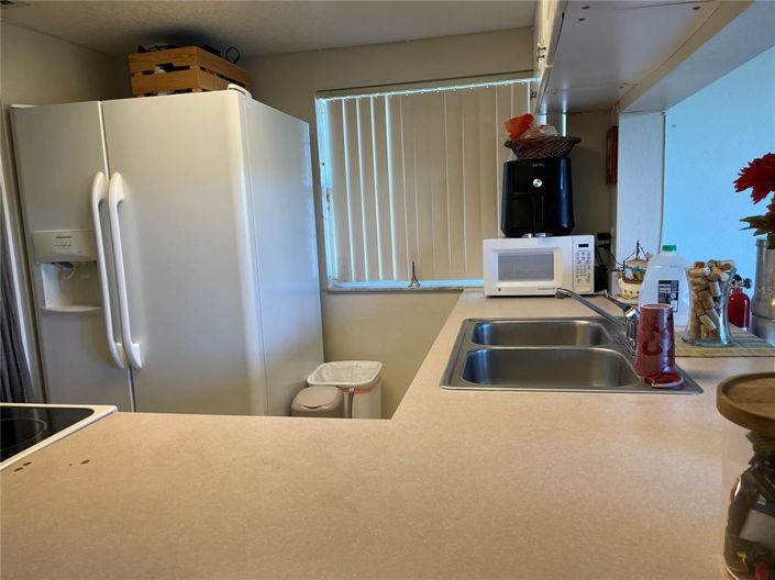 Image No.6-3 Bed Townhouse for sale