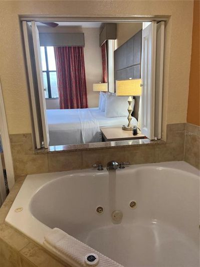 Image No.18-2 Bed Property for sale