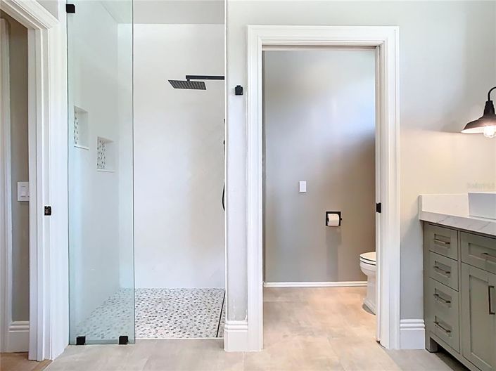 Image No.35-4 Bed Property for sale