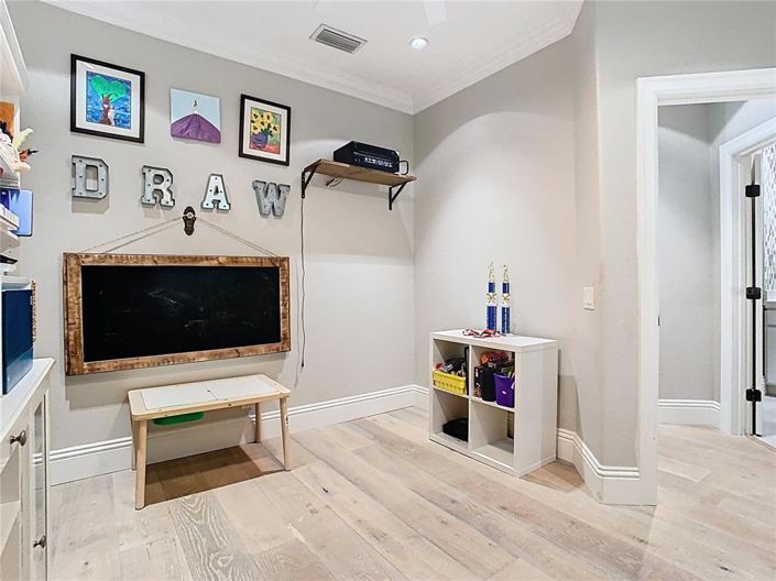 Image No.36-4 Bed Property for sale