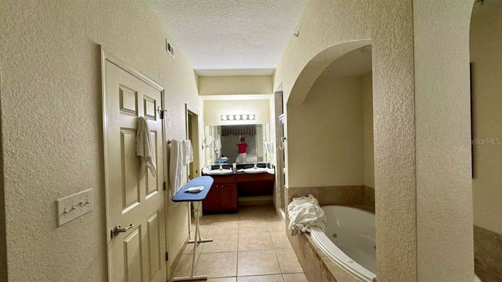 Image No.7-2 Bed Property for sale