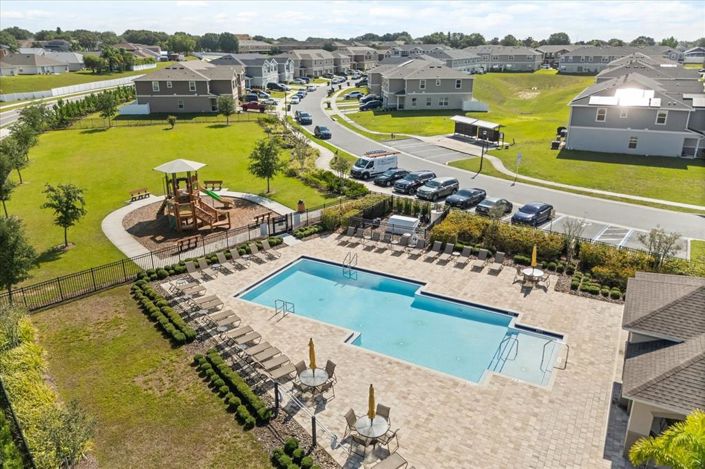 Image No.21-3 Bed Townhouse for sale