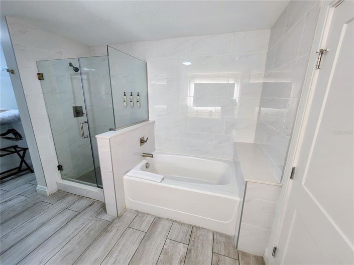 Image No.10-3 Bed Property for sale