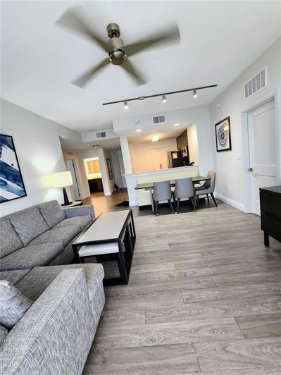 Image No.5-3 Bed Property for sale