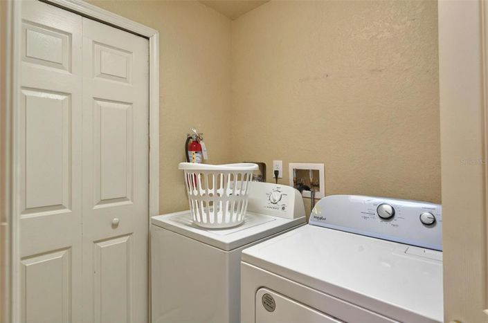 Image No.13-3 Bed Townhouse for sale