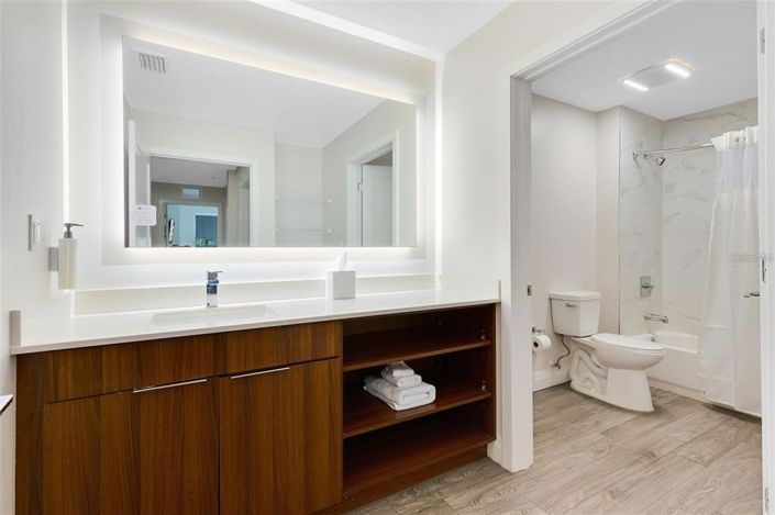 Image No.12-3 Bed Property for sale