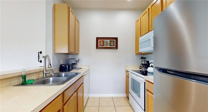 Image No.10-4 Bed Townhouse for sale