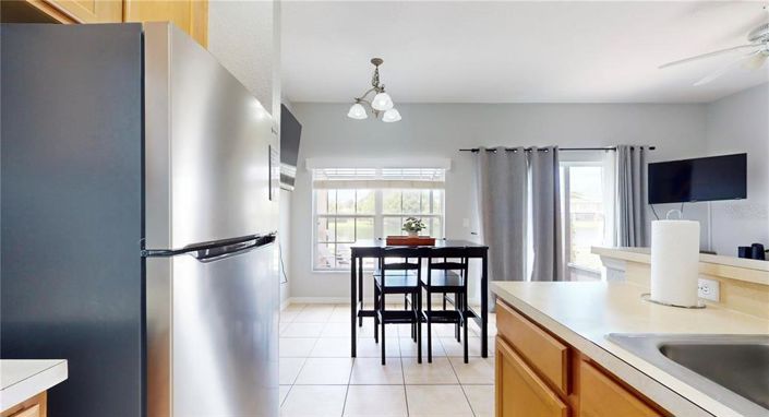 Image No.11-4 Bed Townhouse for sale