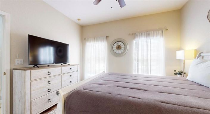 Image No.13-4 Bed Townhouse for sale