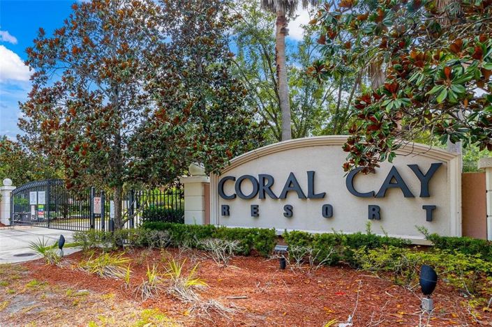 Image No.2-4 Bed Townhouse for sale