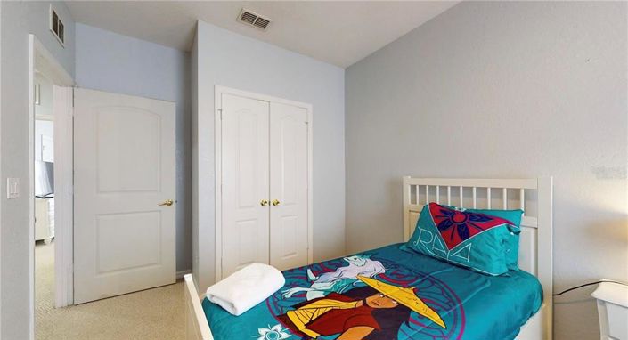 Image No.20-4 Bed Townhouse for sale