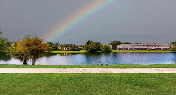 Image No.25-4 Bed Townhouse for sale