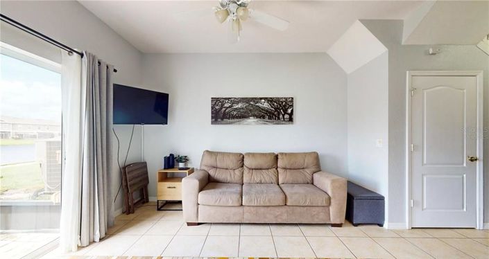 Image No.4-4 Bed Townhouse for sale