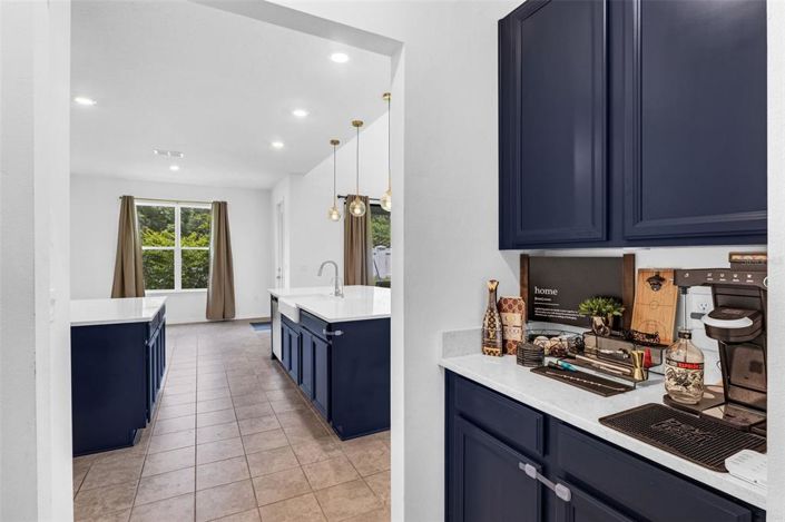 Image No.17-5 Bed Property for sale