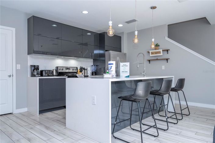 Image No.13-4 Bed Townhouse for sale