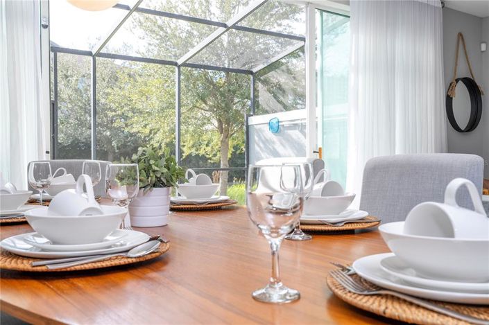 Image No.17-4 Bed Townhouse for sale