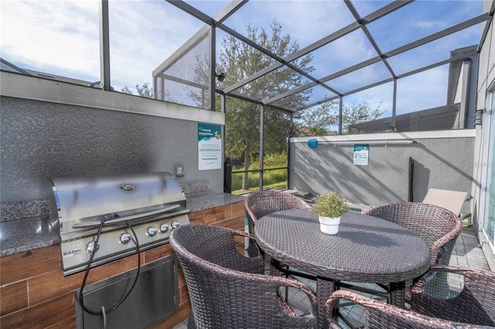 Image No.28-4 Bed Townhouse for sale