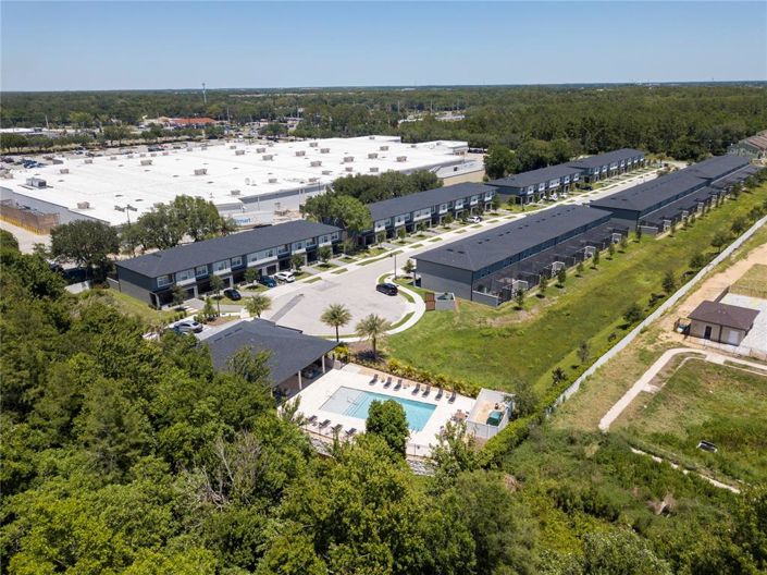 Image No.58-4 Bed Townhouse for sale