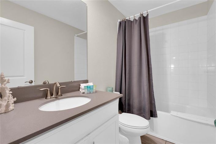 Image No.48-9 Bed Property for sale