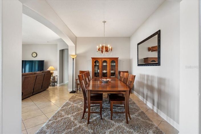 Image No.12-4 Bed Property for sale