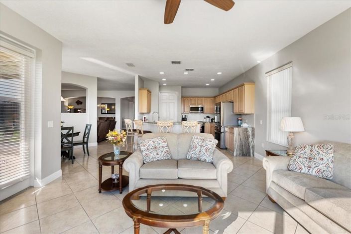 Image No.25-4 Bed Property for sale