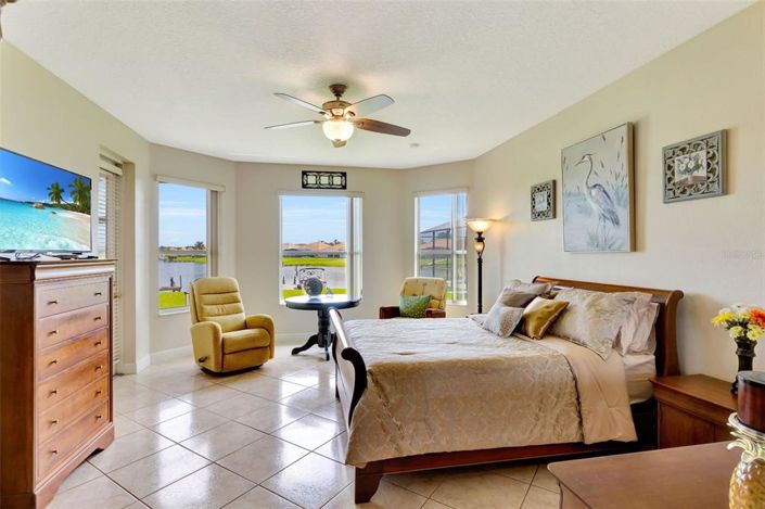 Image No.28-4 Bed Property for sale