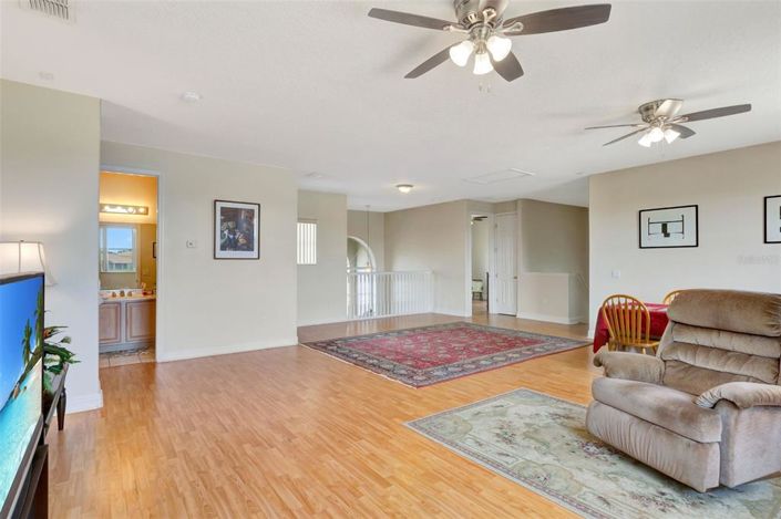 Image No.41-4 Bed Property for sale