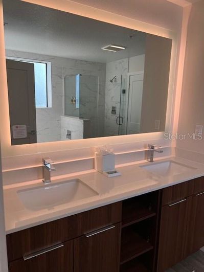 Image No.13-2 Bed Property for sale