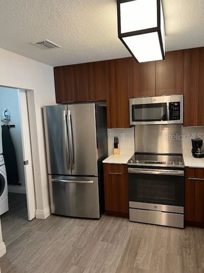 Image No.5-2 Bed Property for sale