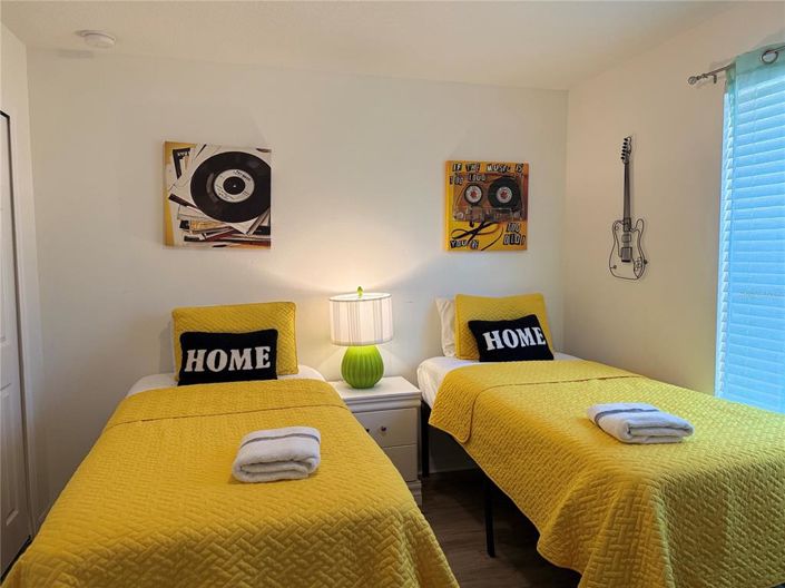 Image No.18-6 Bed Property for sale