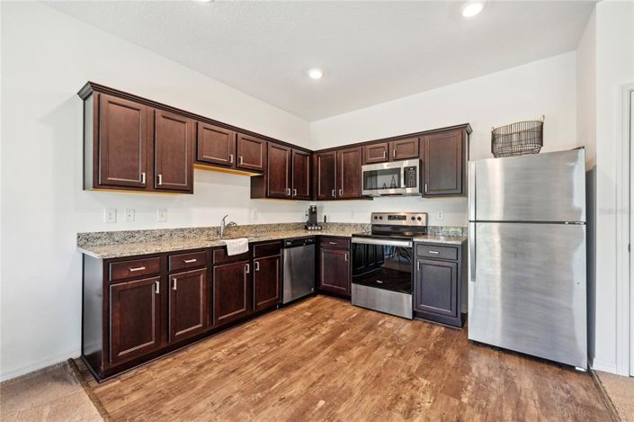 Image No.10-3 Bed Townhouse for sale