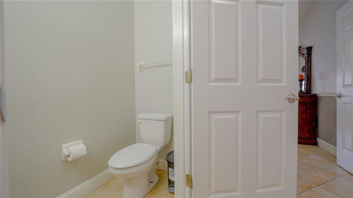 Image No.29-5 Bed Property for sale