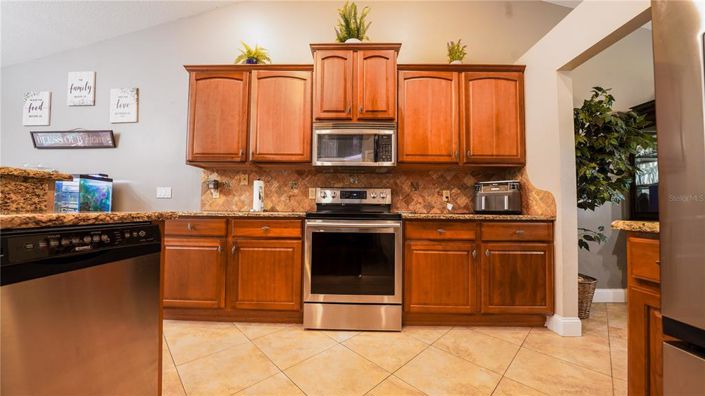 Image No.38-5 Bed Property for sale