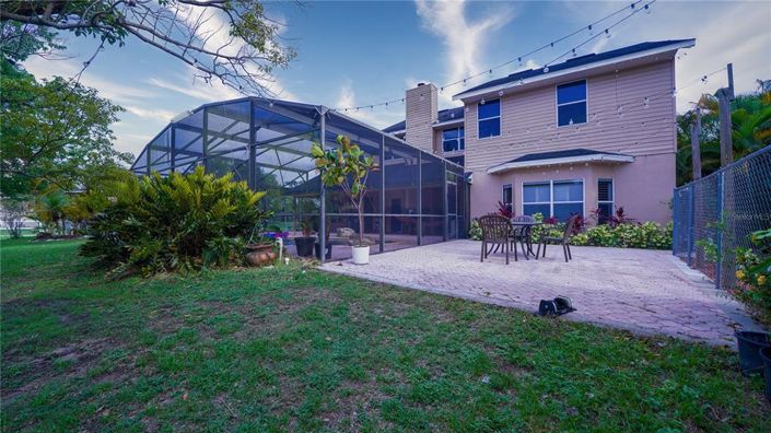 Image No.47-5 Bed Property for sale